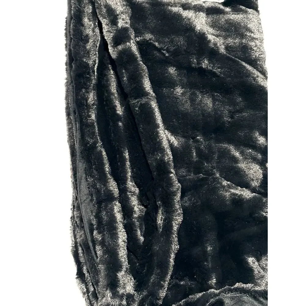 FRYE Faux Fur Throw Blanket Black TEXTURED Plaid 50 X 70